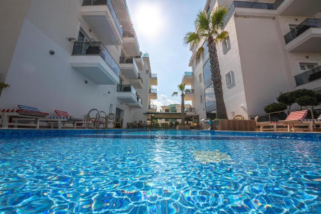 L'Amo Del Mare Hotel Ksamil Esterno foto
