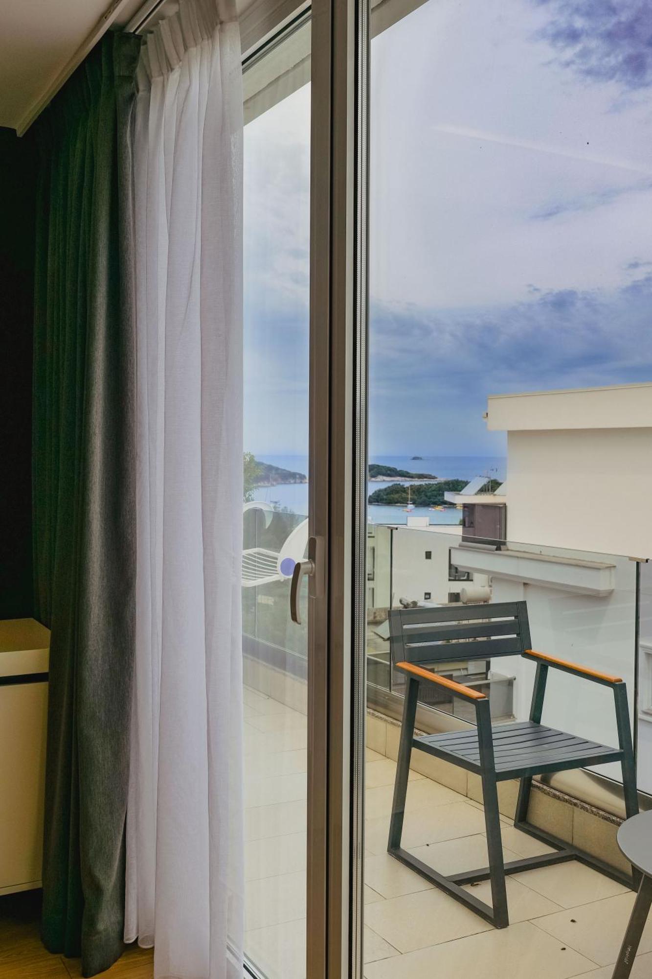 L'Amo Del Mare Hotel Ksamil Esterno foto